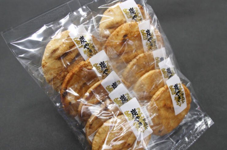 炭焼煎餅特大（1枚ﾊﾟｯｸ）